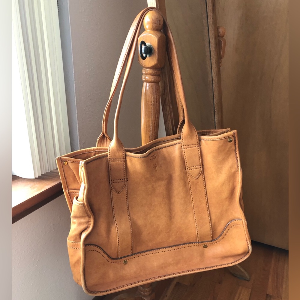 Frye Madison Shopper Tote Tan